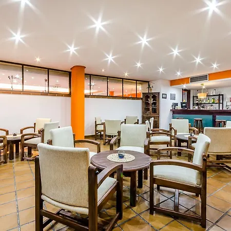 阿尔马格罗酒店 酒店